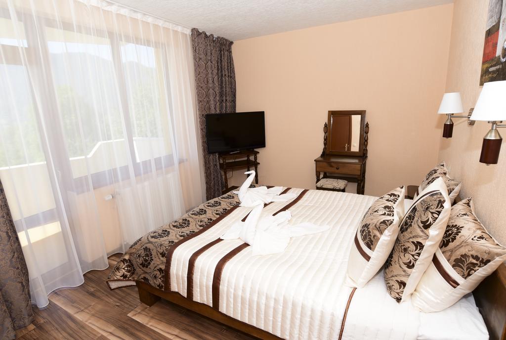 Guesthouse Nefertiti Smolyan Exterior photo