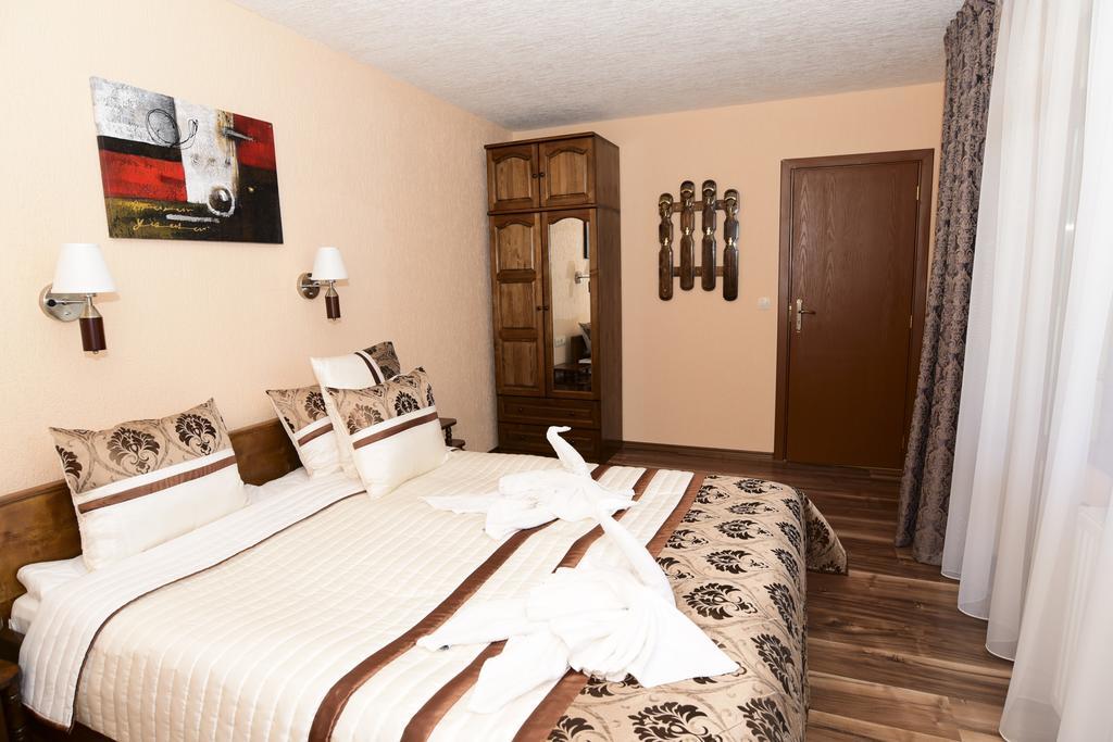 Guesthouse Nefertiti Smolyan Exterior photo