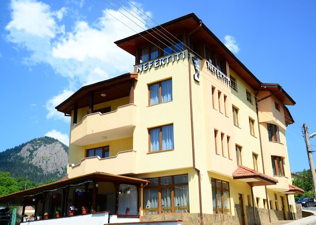 Guesthouse Nefertiti Smolyan Exterior photo
